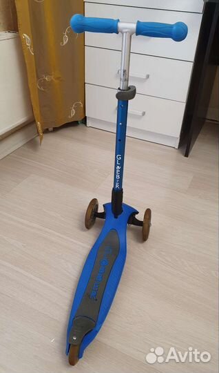 Самокат трехколесный globber primo foldable lights