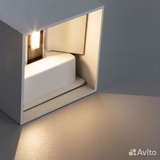 Накладной светильник Arte Lamp Rullo A1414AL-1WH