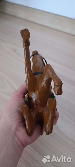 Верблюд из кожи