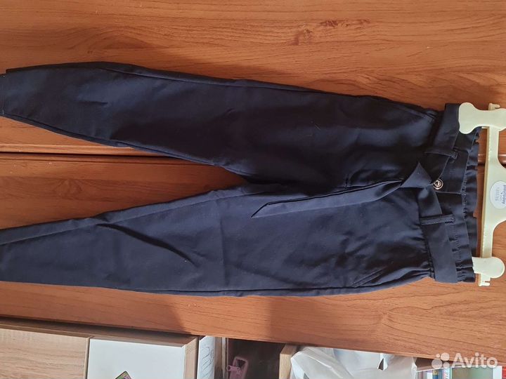 Школьные вещи для девочки 122-128