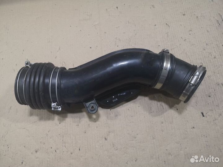 Патрубок воздушного фильтра infiniti M35, fuga