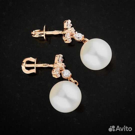 Серьги пусеты из красного золота с жемчугом и фиан