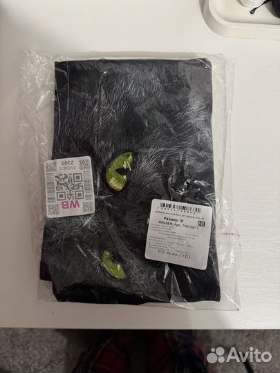 Футболка черная женская с принтом кошка