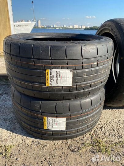 Dunlop SP Sport Maxx GT 600 285/35 R20 и 255/40 R20 101Y