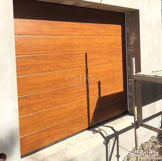 Ворота гаражные секционные