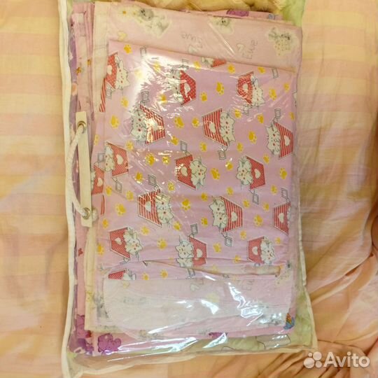 Комплект -подушка для новорожденных и плед