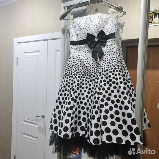 Коктейльное платье до 42 размера