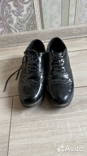 Лаковые оксфорды zenden