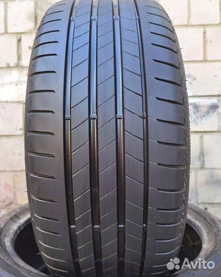 Bridgestone Turanza T005 225/40 R18 92Y