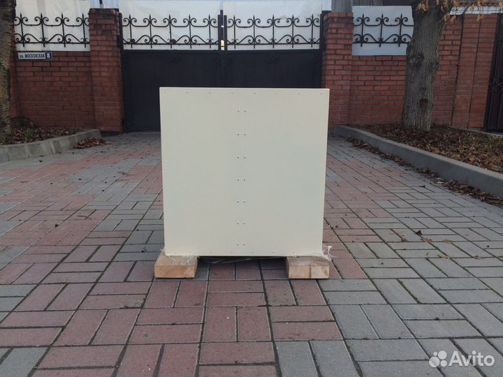 Тумбочка под телевизор