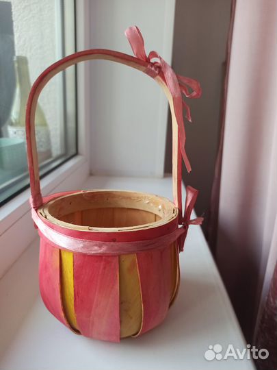 Корзина плетеная