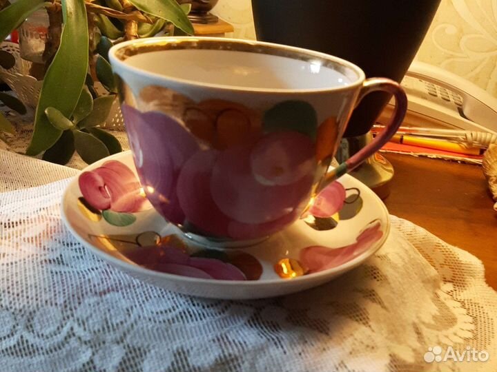 Фарфоровая чайная пара