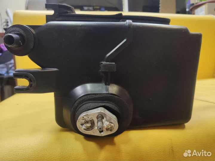 Испаритель кондиционера Mitsubishi diamante 2