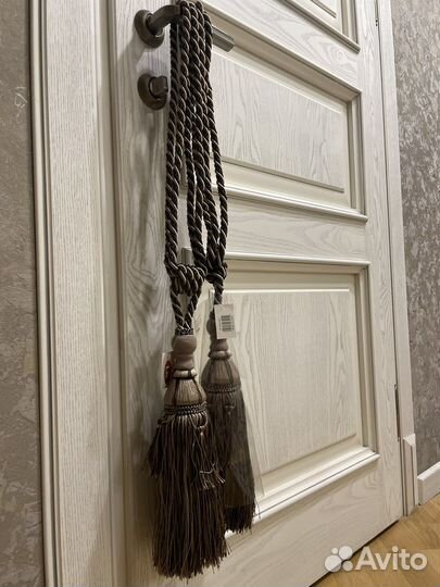 Кисти подхваты для штор с крепежами