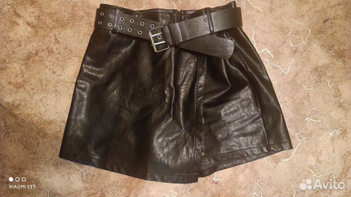Новая кожаная юбка шорты