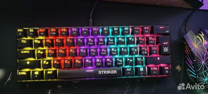 Механическая игровая клавиатура Defender Striker