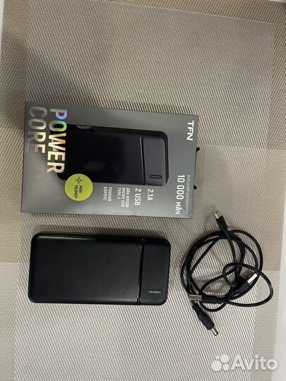 Пауэрбанк 10000