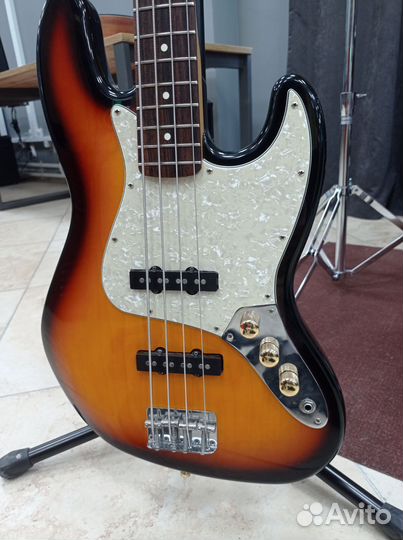 Бас гитара Fender Jazz Bass MIM