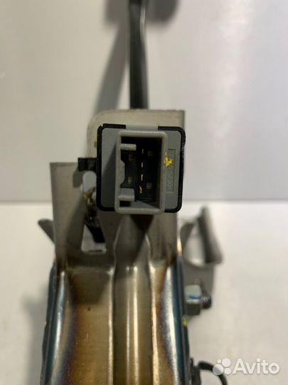 Педаль тормоза Kia Rio 4 X-Line хэтчбек G4LC 2018