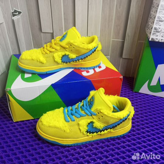 Кроссовки nike женские