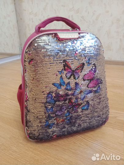 Школьный рюкзак для девочки