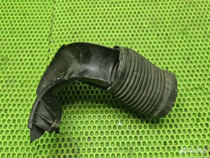 Патрубок воздушного фильтра Ford Kuga CBV 2010