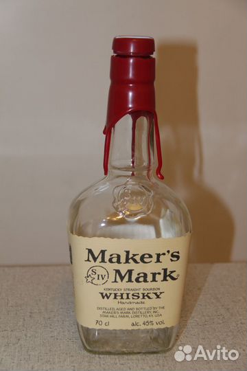 Пустые бутылки из под виски