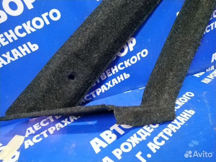 Обшивка задней стойки Ваз Лада 2110 седан 2111