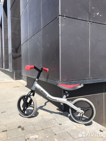 Беговел Globber Go Bike