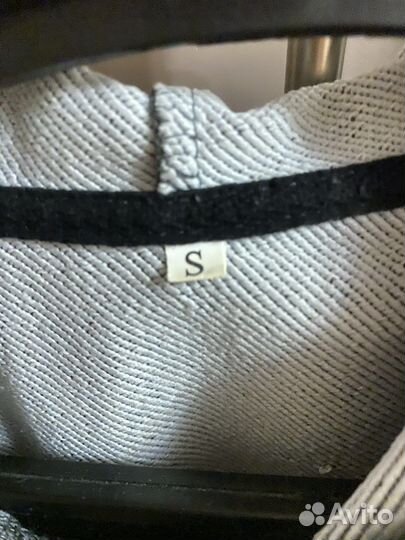 Худи с капюшоном размер S