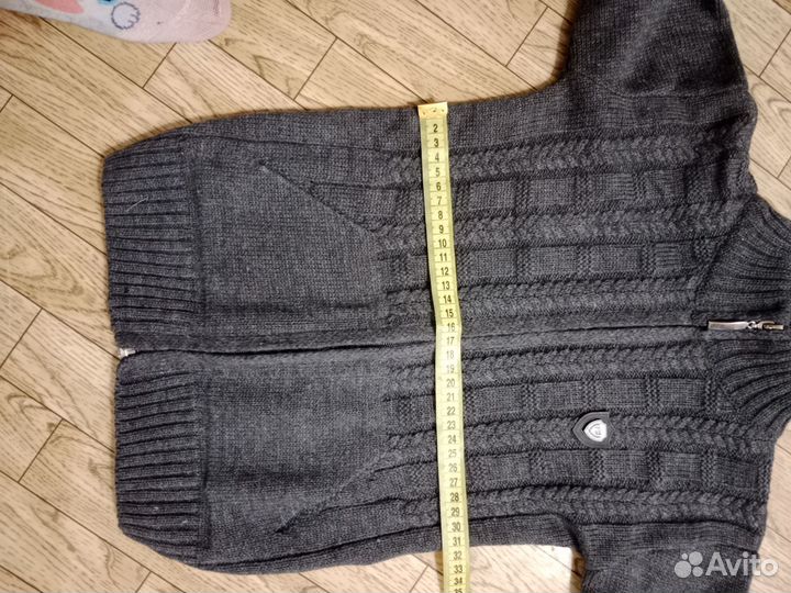 Джемпер новый для мальчика на 5 лет