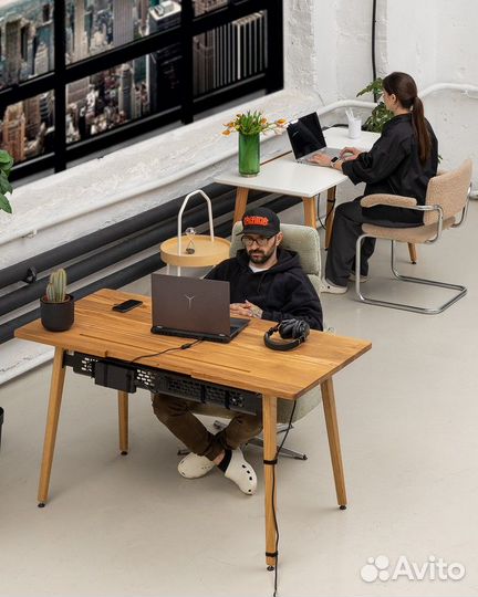 Стол письменный