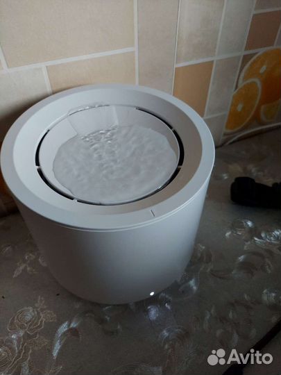 Фонтан поилка для кошек