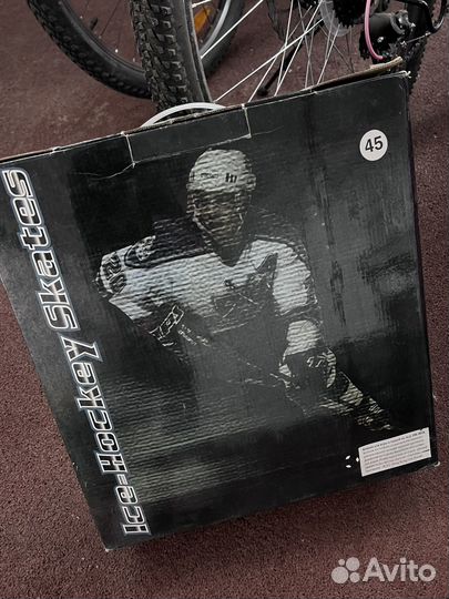 Коньки хоккейные 45 размер