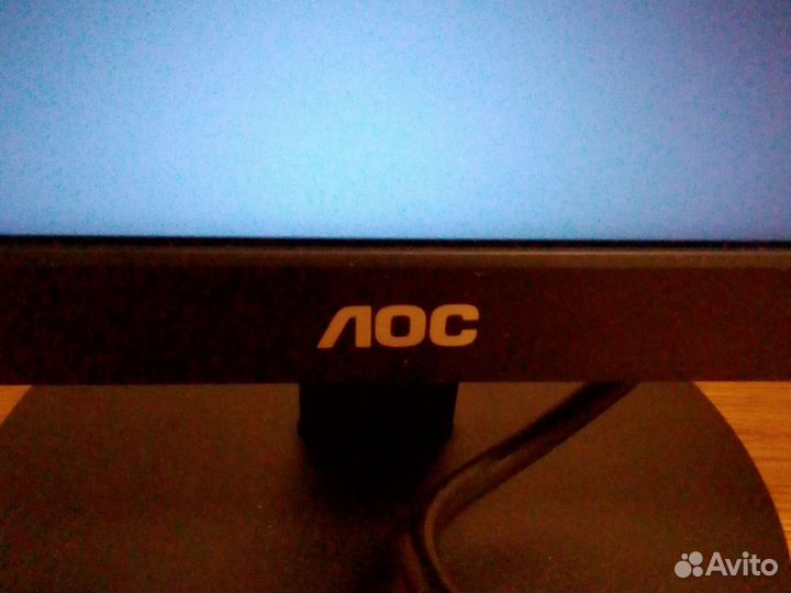 Монитор AOC E2270SW