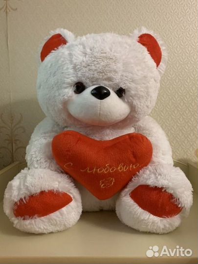 Плюшевый медведь