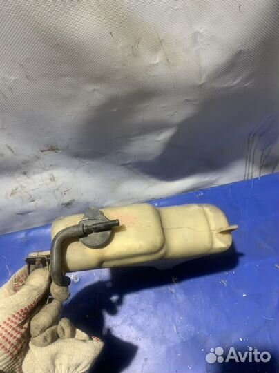 Расширительный бачок toyota sprinter ce100 2c