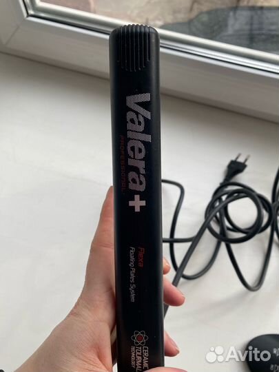 Выпрямитель для волос с терморегулятором (Valera)