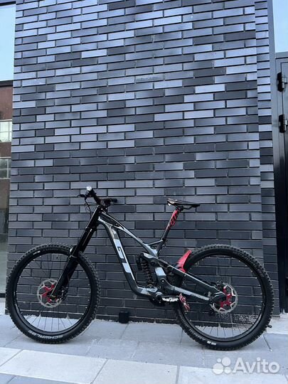 Gt fury Expert 27,5 Carbon размер рамы S 165-175