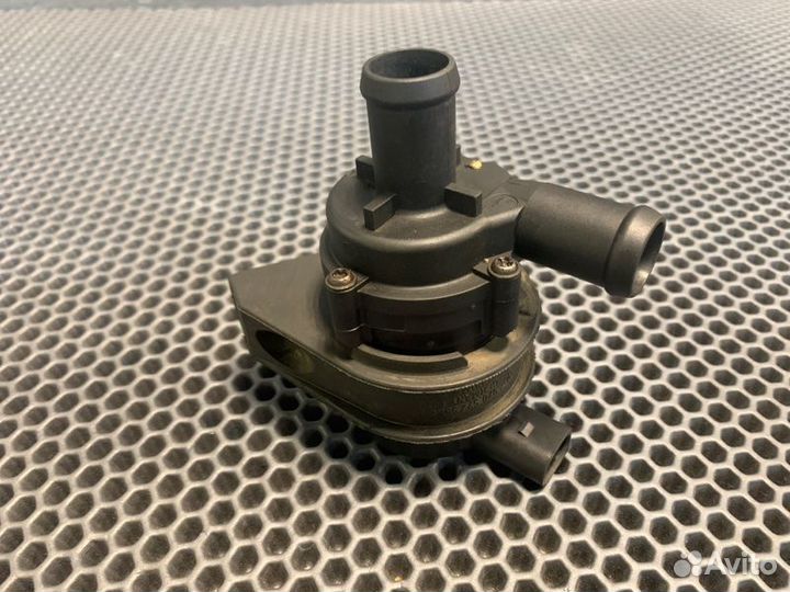 Помпа Porshe Panamera 970 рест cwaa M46.20 2014