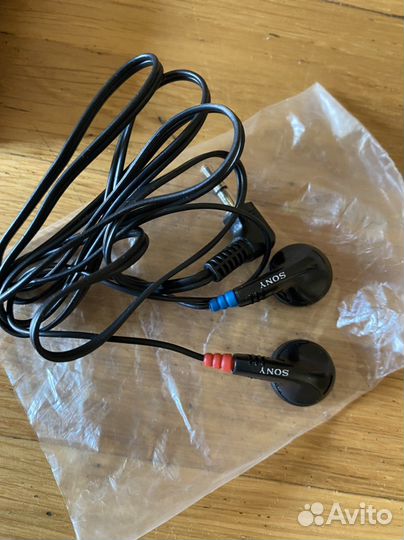 Плеер, радиоприемник и наушники СССР и 90х