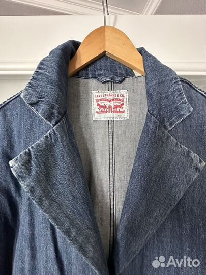 Тренч из денима Levis