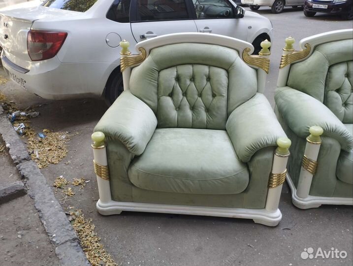 Реставрация ремонт мягкой мебели кафе ресторанов