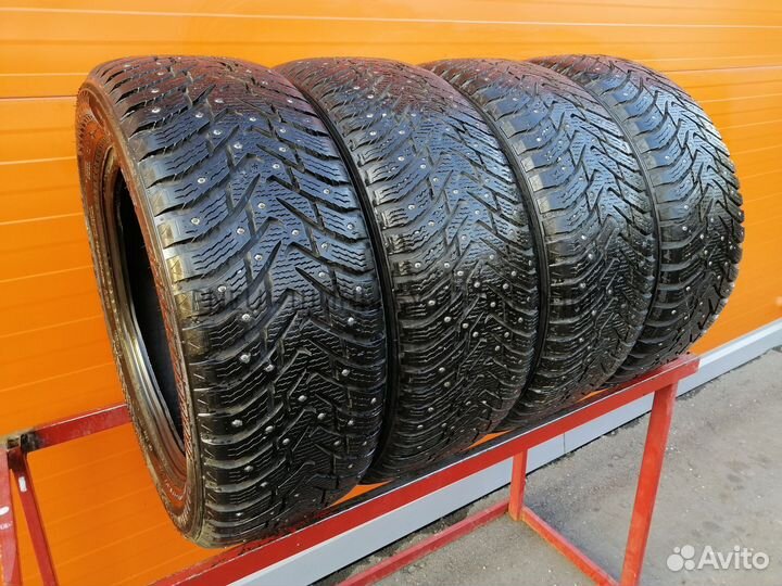 Nokian Tyres Hakkapeliitta 8 235/55 R17 109Q