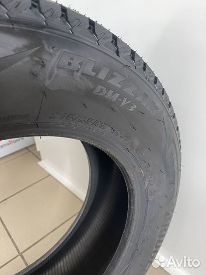 Bridgestone Blizzak DM-V3 245/60 R18 105S