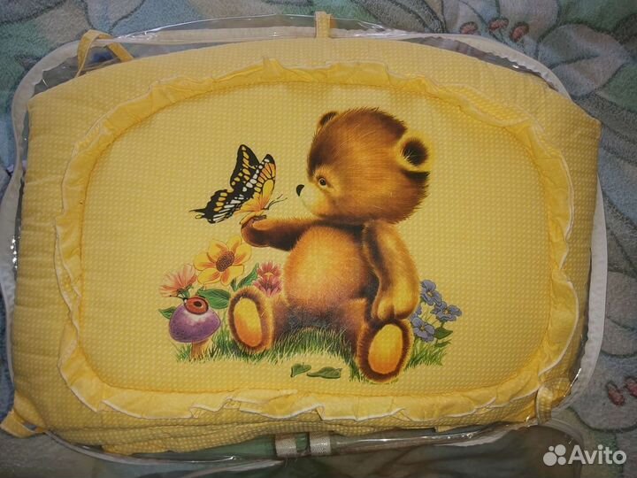 Бортики в кроватку