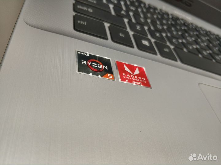 Asus R504Z FHD iPS Ryzen5 12Gb SSD+HDD