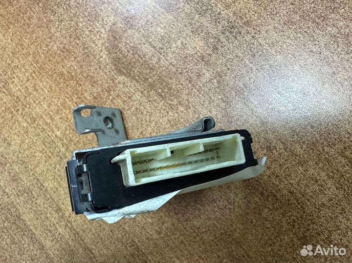 Блок управления светом Тойота Камри Camry V40