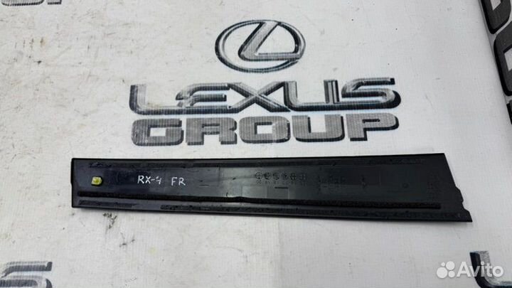 Молдинг на дверь передний правый Lexus Rx300 AGL25