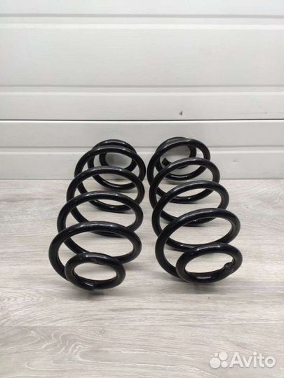 Пружина Mercedes Vito W639